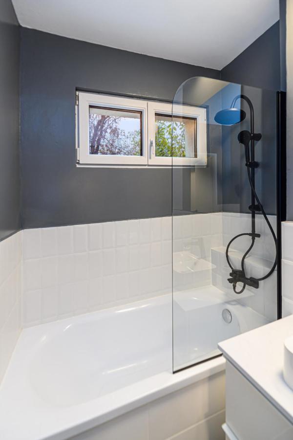 Travelers Hideout - Central Apartment Brasov Ngoại thất bức ảnh